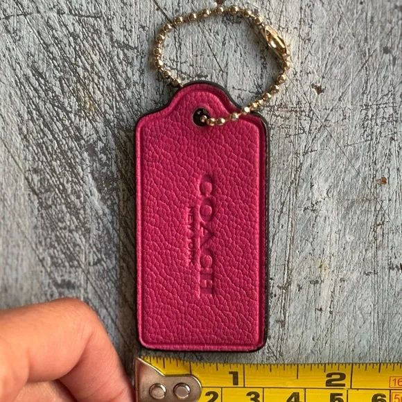 Coach Fuchsia Leather hangtag - Picture 7 of 7